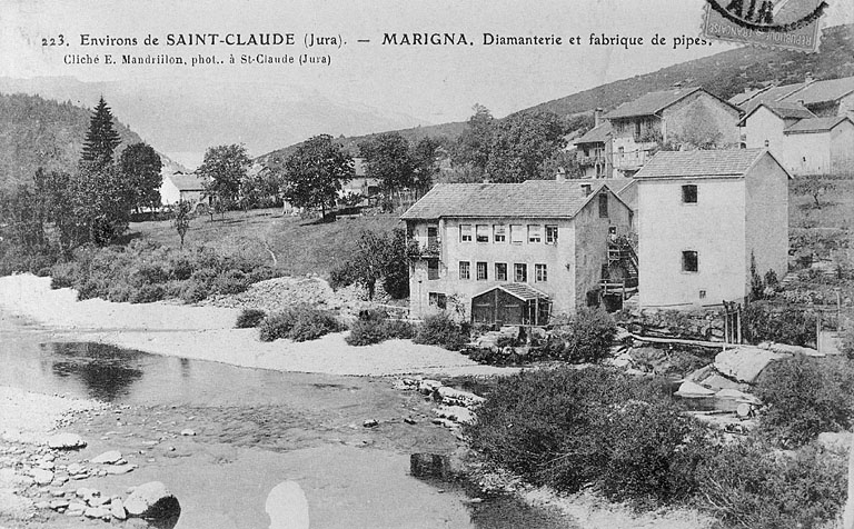 Environs de Saint-Claude (Jura). - Marigna. Diamanterie et fabrique de pipes. © Jérôme  Mongreville (reproduction), E. Mandrillon / Région Bourgogne-Franche-Comté, Inventaire du patrimoine - 1990 Environs de Saint-Claude (Jura). - Marigna. Diamanterie et fabrique de pipes. © Jérôme  Mongreville (reproduction), E. Mandrillon / Région Bourgogne-Franche-Comté, Inventaire du patrimoine - 1990