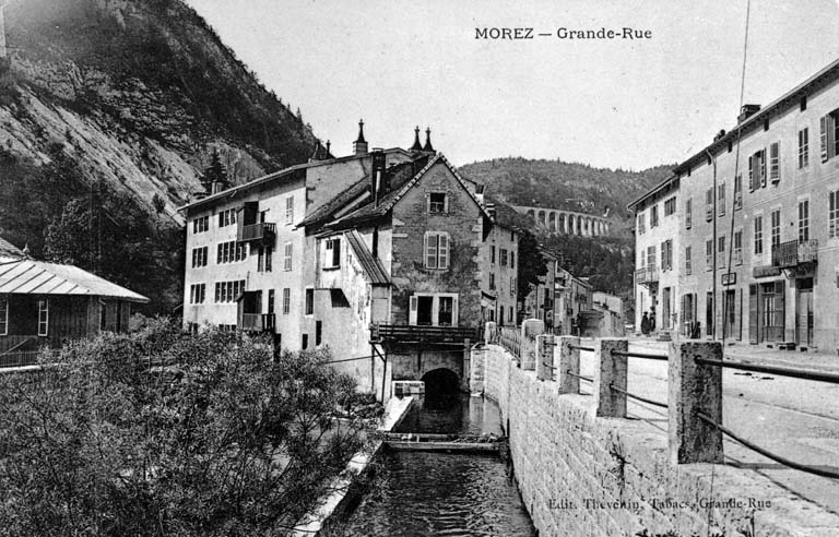 Morez - Grande-Rue, 1ère moitié 20e siècle. © Jérôme  Mongreville (reproduction) / Région Bourgogne-Franche-Comté, Inventaire du patrimoine - 1990