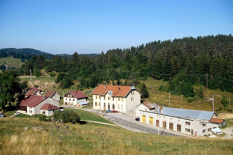 Vue d'ensemble. © Laurent Poupard / Région Bourgogne-Franche-Comté, Inventaire du patrimoine - 1990