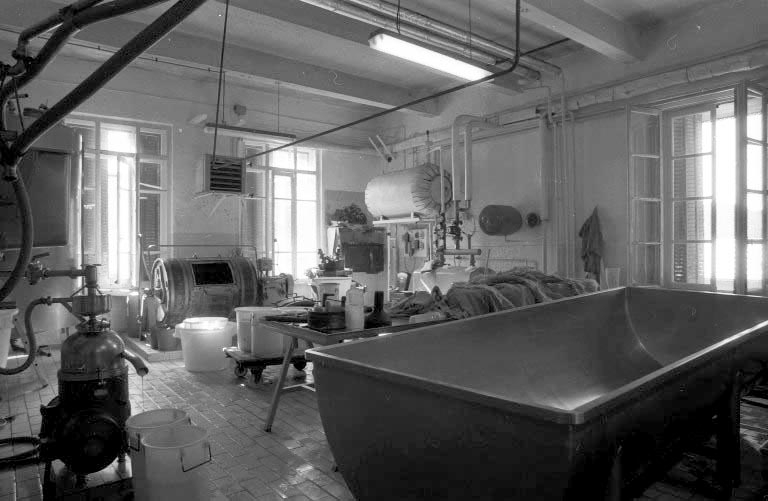 Ancienne salle de fabrication du bleu. © Laurent Poupard / Région Bourgogne-Franche-Comté, Inventaire du patrimoine - 1990