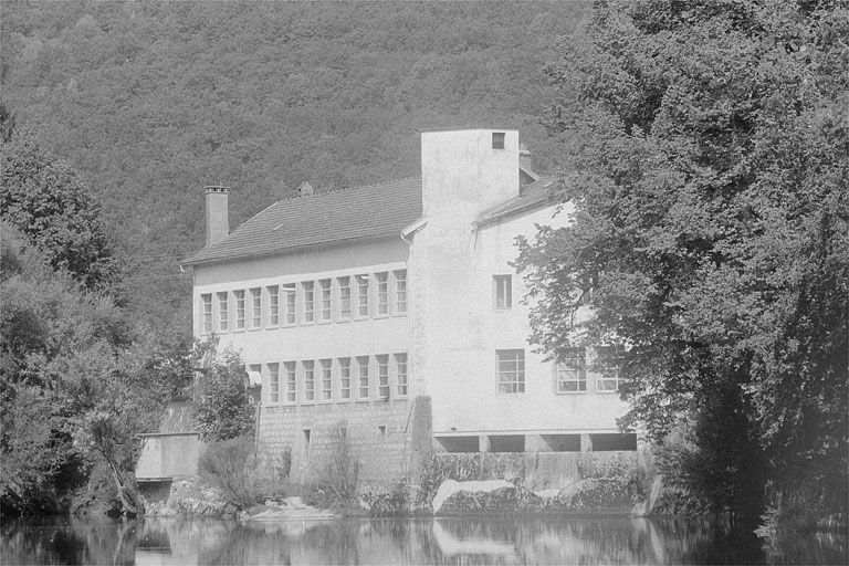 Atelier de fabrication, depuis le sud-est (amont). © Laurent Poupard / Région Bourgogne-Franche-Comté, Inventaire du patrimoine - 1990