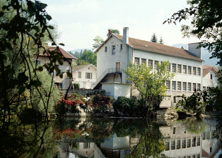 Atelier de fabrication, depuis le nord-ouest (aval). © Laurent Poupard / Région Bourgogne-Franche-Comté, Inventaire du patrimoine - 1990