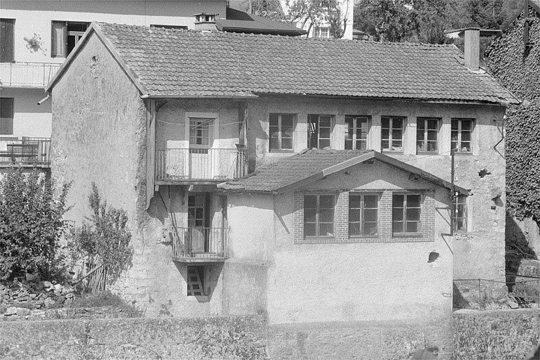 Atelier de fabrication et salle des machines. © Laurent Poupard / Région Bourgogne-Franche-Comté, Inventaire du patrimoine - 1990 Atelier de fabrication et salle des machines. © Laurent Poupard / Région Bourgogne-Franche-Comté, Inventaire du patrimoine - 1990
