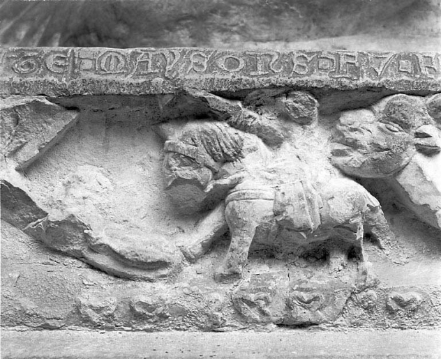 Détail de la frise : cavalier. © Jérôme Mongreville / Région Bourgogne-Franche-Comté, Inventaire du patrimoine - 1990