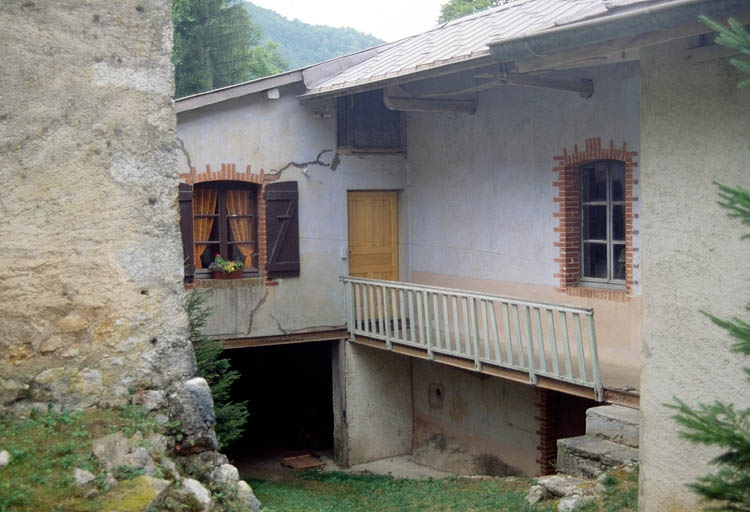 Atelier de fabrication (F). © Laurent Poupard / Région Bourgogne-Franche-Comté, Inventaire du patrimoine - 1990
