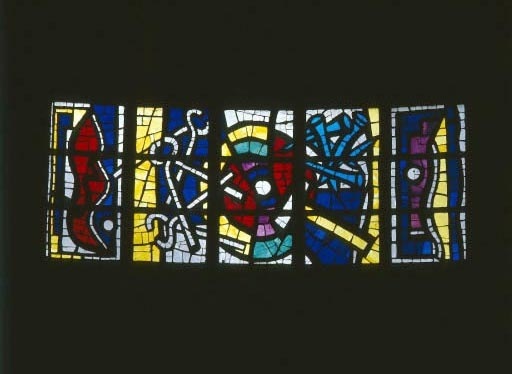 Baie n° 2 : instruments de la mise en croix. © Jérôme Mongreville / Région Bourgogne-Franche-Comté, Inventaire du patrimoine - 1991