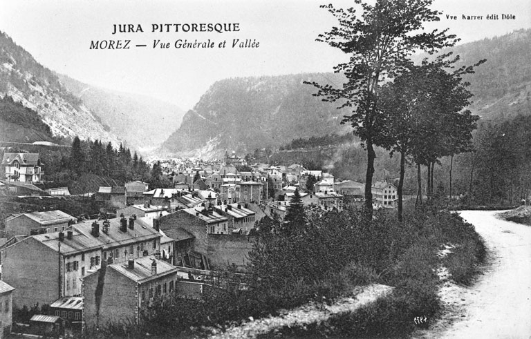 Jura Pittoresque - Morez - Vue Générale et Vallée [depuis la route de La Mouille], entre 1918 et 1925. © Jérôme  Mongreville (reproduction) / Région Bourgogne-Franche-Comté, Inventaire du patrimoine - 1991