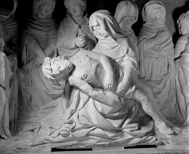 Détail : Vierge de Pitié. © Jérôme Mongreville / Région Bourgogne-Franche-Comté, Inventaire du patrimoine - 1991