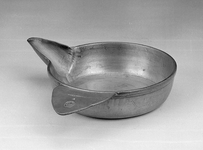 Vue d'une palette à saignée. © Jérôme Mongreville / Région Bourgogne-Franche-Comté, Inventaire du patrimoine - 1991