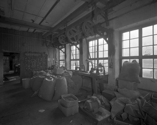 Intérieur de l'atelier de mécanique. © Jérôme Mongreville / Région Bourgogne-Franche-Comté, Inventaire du patrimoine - 1991