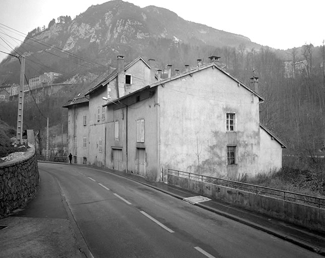 Logement et séchoir à ébauchons. © Jérôme Mongreville / Région Bourgogne-Franche-Comté, Inventaire du patrimoine - 1991 Logement et séchoir à ébauchons. © Jérôme Mongreville / Région Bourgogne-Franche-Comté, Inventaire du patrimoine - 1991