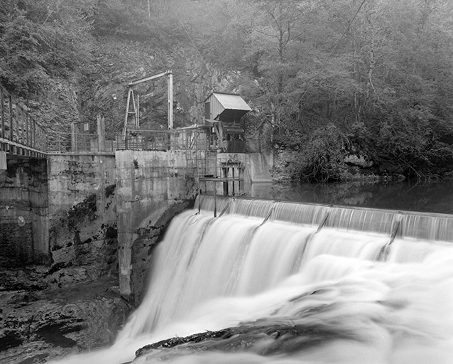 Prise d'eau et barrage. © Jérôme Mongreville / Région Bourgogne-Franche-Comté, Inventaire du patrimoine - 1991