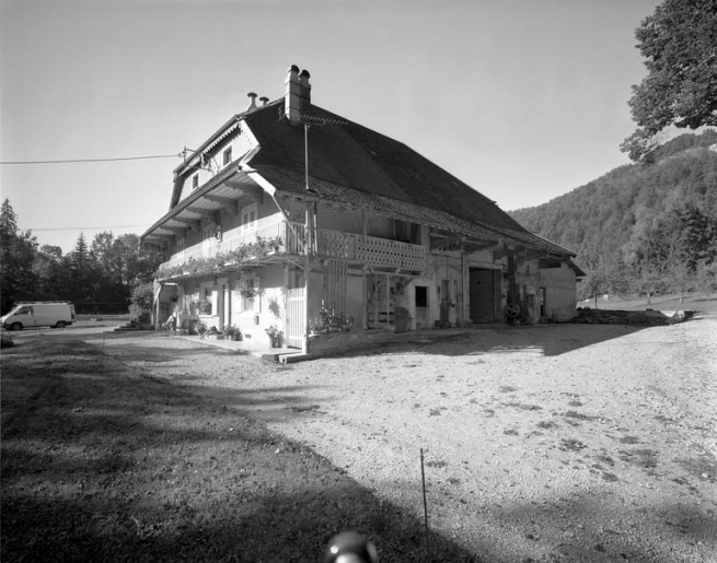 Ferme vue de trois quarts droite. © Jérôme Mongreville / Région Bourgogne-Franche-Comté, Inventaire du patrimoine - 1991