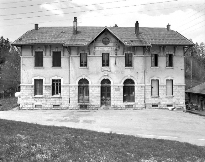 Façade antérieure. © Yves Sancey / Région Bourgogne-Franche-Comté, Inventaire du patrimoine - 1991