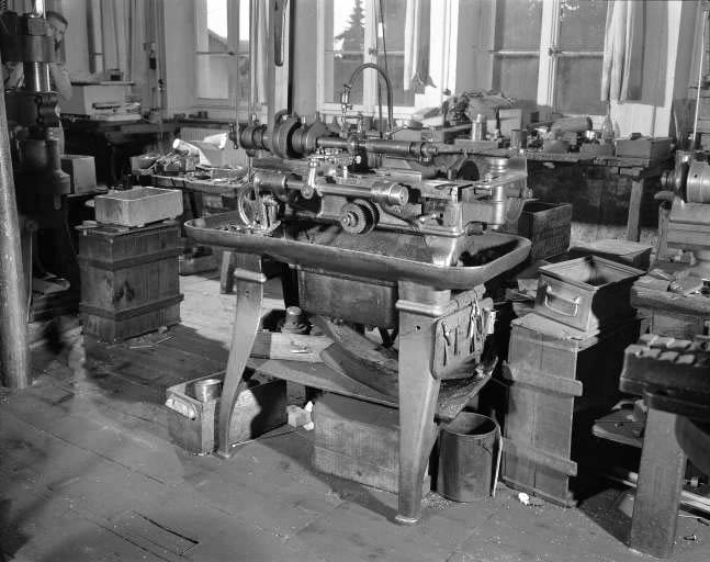 Détail du tour automatique suisse. © Jérôme Mongreville / Région Bourgogne-Franche-Comté, Inventaire du patrimoine - 1991