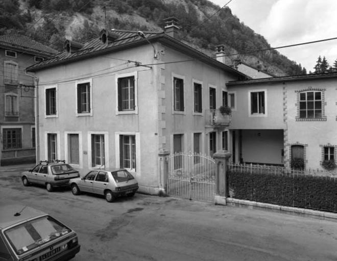 Logement patronal. © Jérôme Mongreville / Région Bourgogne-Franche-Comté, Inventaire du patrimoine - 1991