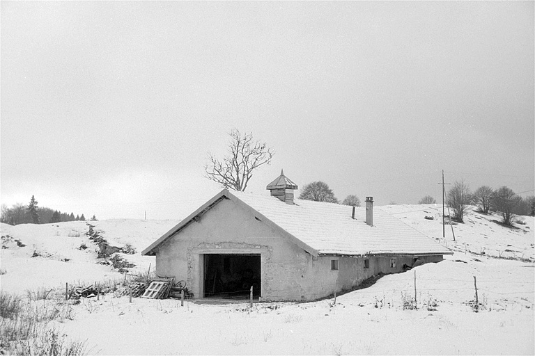 Porcherie. © Laurent Poupard / Région Bourgogne-Franche-Comté, Inventaire du patrimoine - 1991
