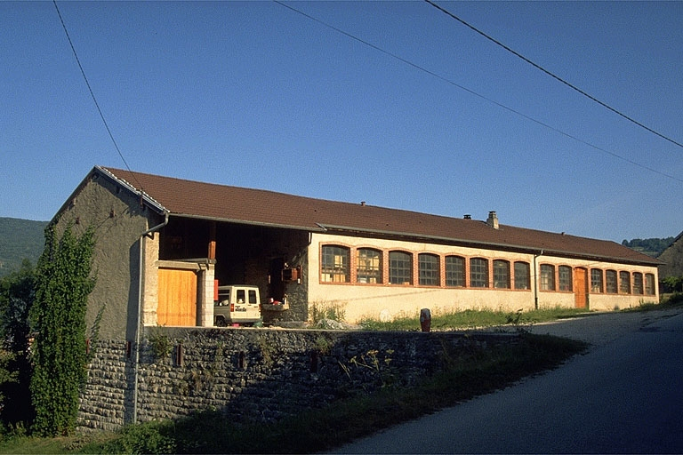Façade antérieure. © Laurent Poupard / Région Bourgogne-Franche-Comté, Inventaire du patrimoine - 1991