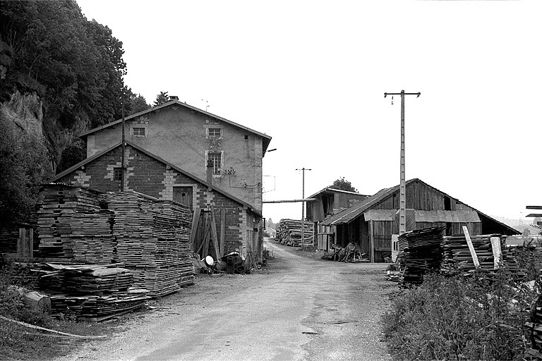 Atelier de réparation, ancien atelier de fabrication et magasin industriel. © Laurent Poupard / Région Bourgogne-Franche-Comté, Inventaire du patrimoine - 1991