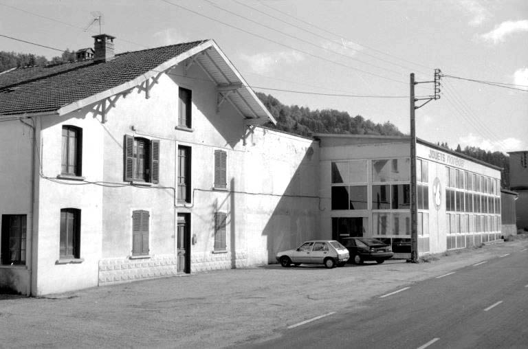 Conciergerie et bureau. © Laurent Poupard / Région Bourgogne-Franche-Comté, Inventaire du patrimoine - 1991