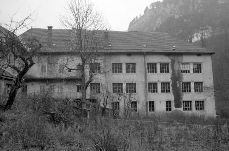 Façade postérieure de l'atelier de fabrication. © Laurent Poupard / Région Bourgogne-Franche-Comté, Inventaire du patrimoine - 1991 Façade postérieure de l'atelier de fabrication. © Laurent Poupard / Région Bourgogne-Franche-Comté, Inventaire du patrimoine - 1991