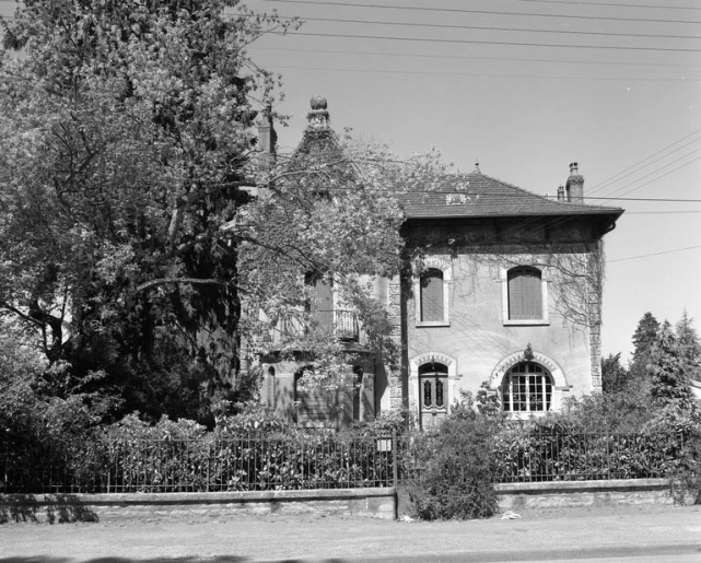 Vue d'ensemble, de face. © Yves Sancey / Région Bourgogne-Franche-Comté, Inventaire du patrimoine - 1991