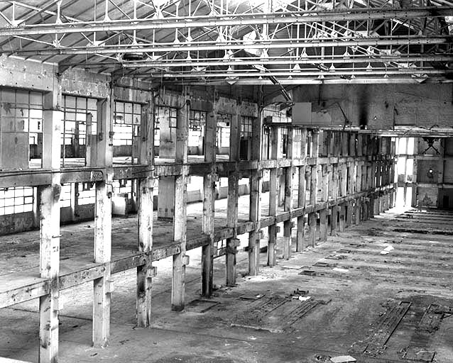 Intérieur des filatures, vu de trois quarts depuis le centre de commande. © Yves Sancey / Région Bourgogne-Franche-Comté, Inventaire du patrimoine - 1992