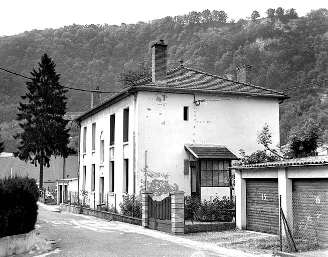 Maison de type IIIb (3, cité Rhodiacéta). © Yves Sancey / Région Bourgogne-Franche-Comté, Inventaire du patrimoine - 1992