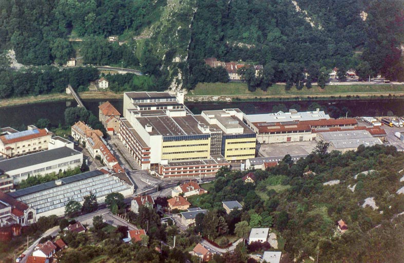 Vue aérienne de l'usine B depuis l'est. © Jean-Pierre Bévalot / Région Bourgogne-Franche-Comté, Inventaire du patrimoine - 1992