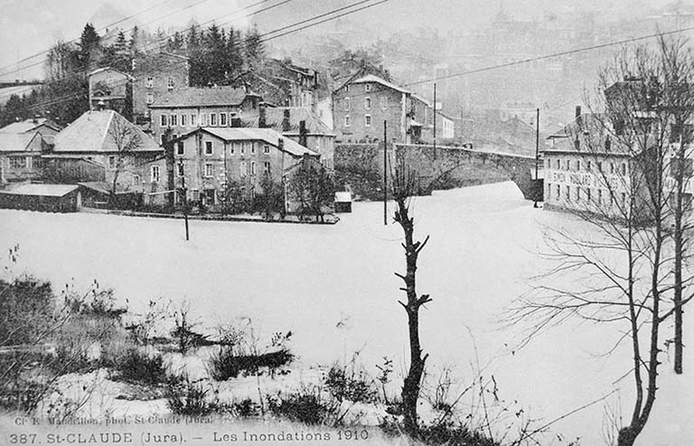 St-Claude (Jura).- Les Inondations 1910. © Jérôme  Mongreville (reproduction), E. Mandrillon / Région Bourgogne-Franche-Comté, Inventaire du patrimoine - 1992 St-Claude (Jura).- Les Inondations 1910. © Jérôme  Mongreville (reproduction), E. Mandrillon / Région Bourgogne-Franche-Comté, Inventaire du patrimoine - 1992