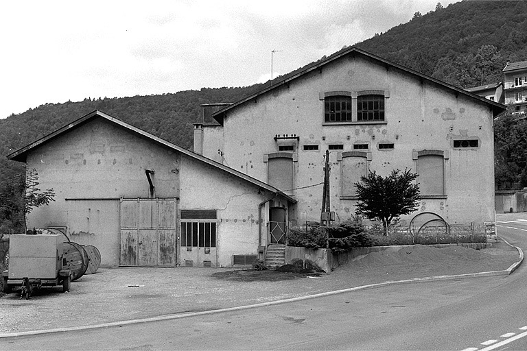 Façade latérale gauche. © Jérôme Mongreville / Région Bourgogne-Franche-Comté, Inventaire du patrimoine - 1992