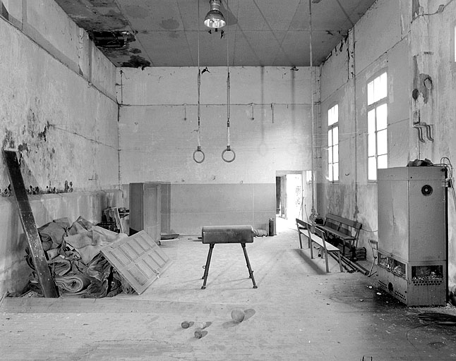 Gymnase : intérieur. © Jérôme Mongreville / Région Bourgogne-Franche-Comté, Inventaire du patrimoine - 1992