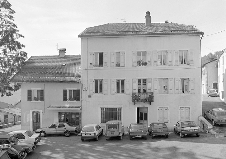 Bureau (H). © Jérôme Mongreville / Région Bourgogne-Franche-Comté, Inventaire du patrimoine - 1992