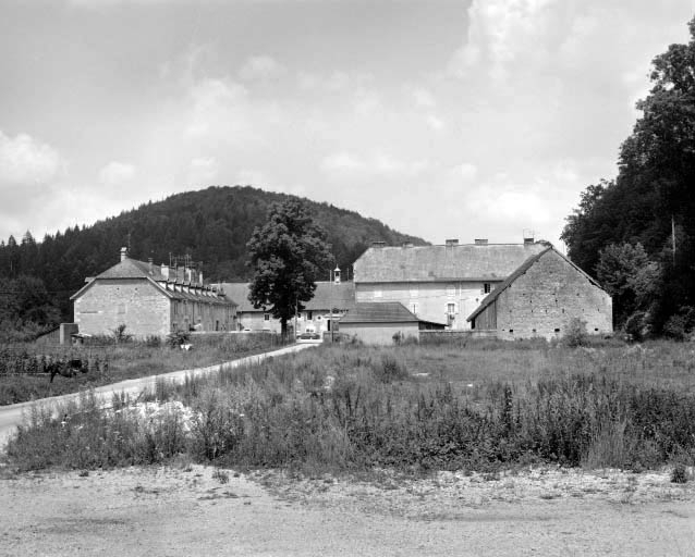 Entrée du site. © Yves Sancey / Région Bourgogne-Franche-Comté, Inventaire du patrimoine - 1992