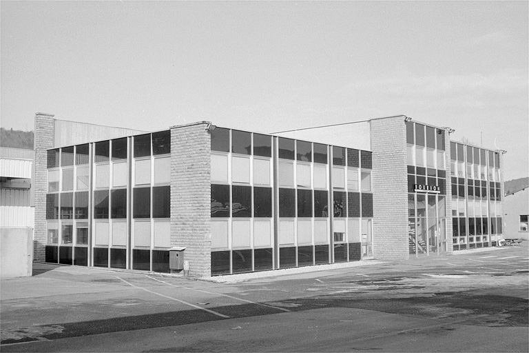 Bureau (O), de trois quarts gauche. © Laurent Poupard / Région Bourgogne-Franche-Comté, Inventaire du patrimoine - 1992