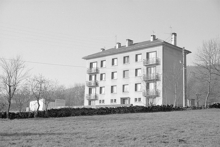Immeuble. © Laurent Poupard / Région Bourgogne-Franche-Comté, Inventaire du patrimoine - 1992