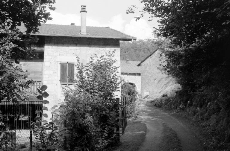 Entrée du site. © Laurent Poupard / Région Bourgogne-Franche-Comté, Inventaire du patrimoine - 1992