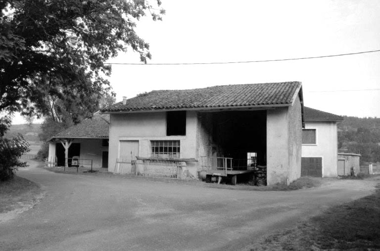 Hangar et moulin vus de l'ouest. © Laurent Poupard / Région Bourgogne-Franche-Comté, Inventaire du patrimoine - 1992