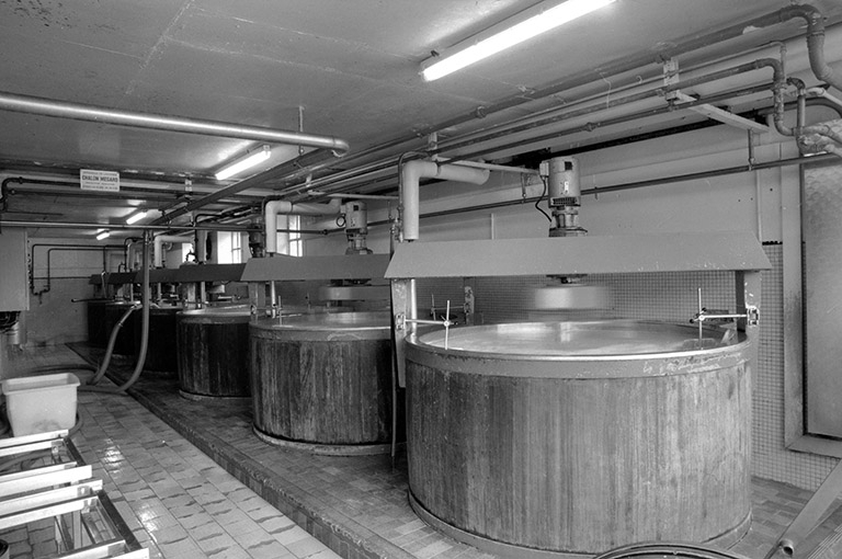 Atelier de fabrication. © Laurent Poupard / Région Bourgogne-Franche-Comté, Inventaire du patrimoine - 1992