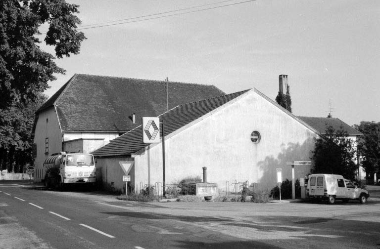 Fromagerie et pièce d'affinage vues du nord-ouest. © Laurent Poupard / Région Bourgogne-Franche-Comté, Inventaire du patrimoine - 1992