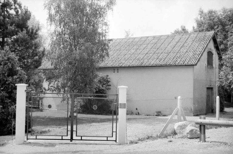 Bâtiment de prise d'eau. © Laurent Poupard / Région Bourgogne-Franche-Comté, Inventaire du patrimoine - 1992