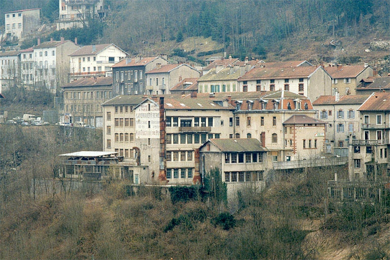 Vue d'ensemble depuis l'ouest. © Laurent Poupard / Région Bourgogne-Franche-Comté, Inventaire du patrimoine - 1992