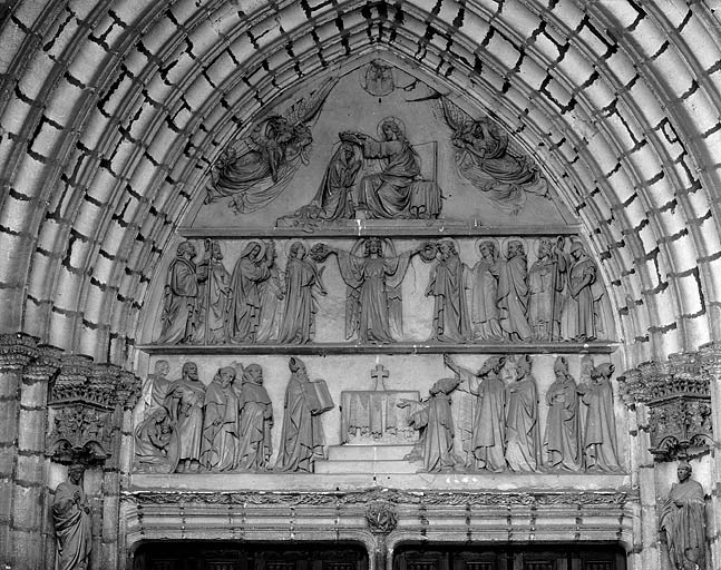 Vue d'ensemble, de face. © Yves Sancey / Région Bourgogne-Franche-Comté, Inventaire du patrimoine - 1992