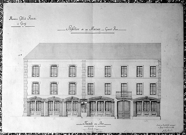 Dessin de la façade antérieure. © Yves Sancey, Jules Laplanche / Région Bourgogne-Franche-Comté, Inventaire du patrimoine - 1992 Dessin de la façade antérieure. © Yves Sancey, Jules Laplanche / Région Bourgogne-Franche-Comté, Inventaire du patrimoine - 1992