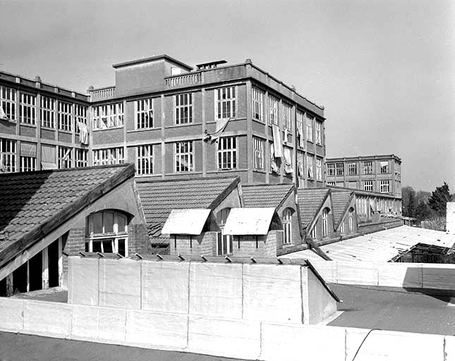 Façade postérieure et sheds. © Yves Sancey / Région Bourgogne-Franche-Comté, Inventaire du patrimoine - 1993