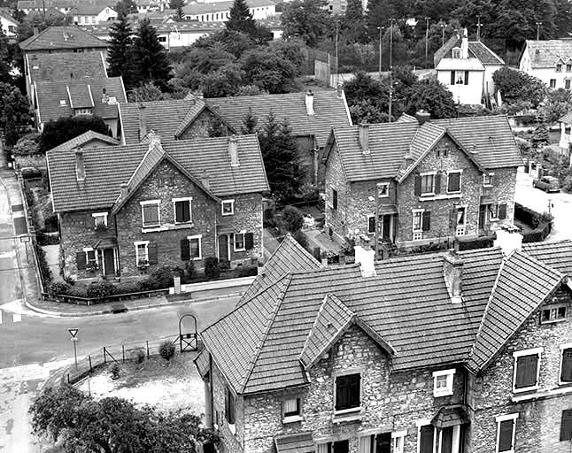 Maisons de type 1, rue du Bougney. © Yves Sancey / Région Bourgogne-Franche-Comté, Inventaire du patrimoine - 1993