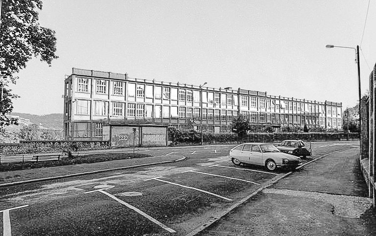 Destruction de l'usine, 22 août 1993 : atelier (6a) vu depuis le nord-est. © Laurent Poupard / Région Bourgogne-Franche-Comté, Inventaire du patrimoine - 1993