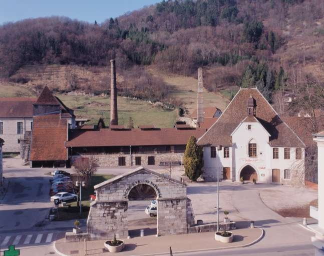  établissement thermal saline © Yves Sancey / Région Bourgogne-Franche-Comté, Inventaire du patrimoine - 1993