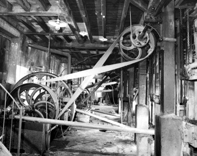 Transmission des châssis multilames. © Yves Sancey / Région Bourgogne-Franche-Comté, Inventaire du patrimoine - 1993