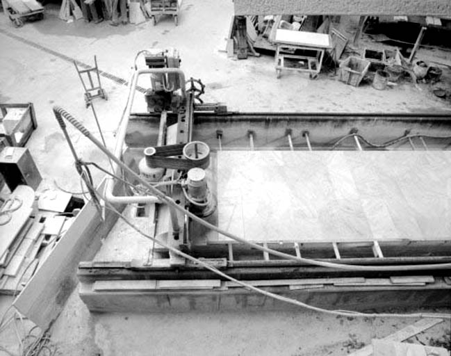 Polissoir ouest : vue plongeante sur le bâti mobile. © Yves Sancey / Région Bourgogne-Franche-Comté, Inventaire du patrimoine - 1993